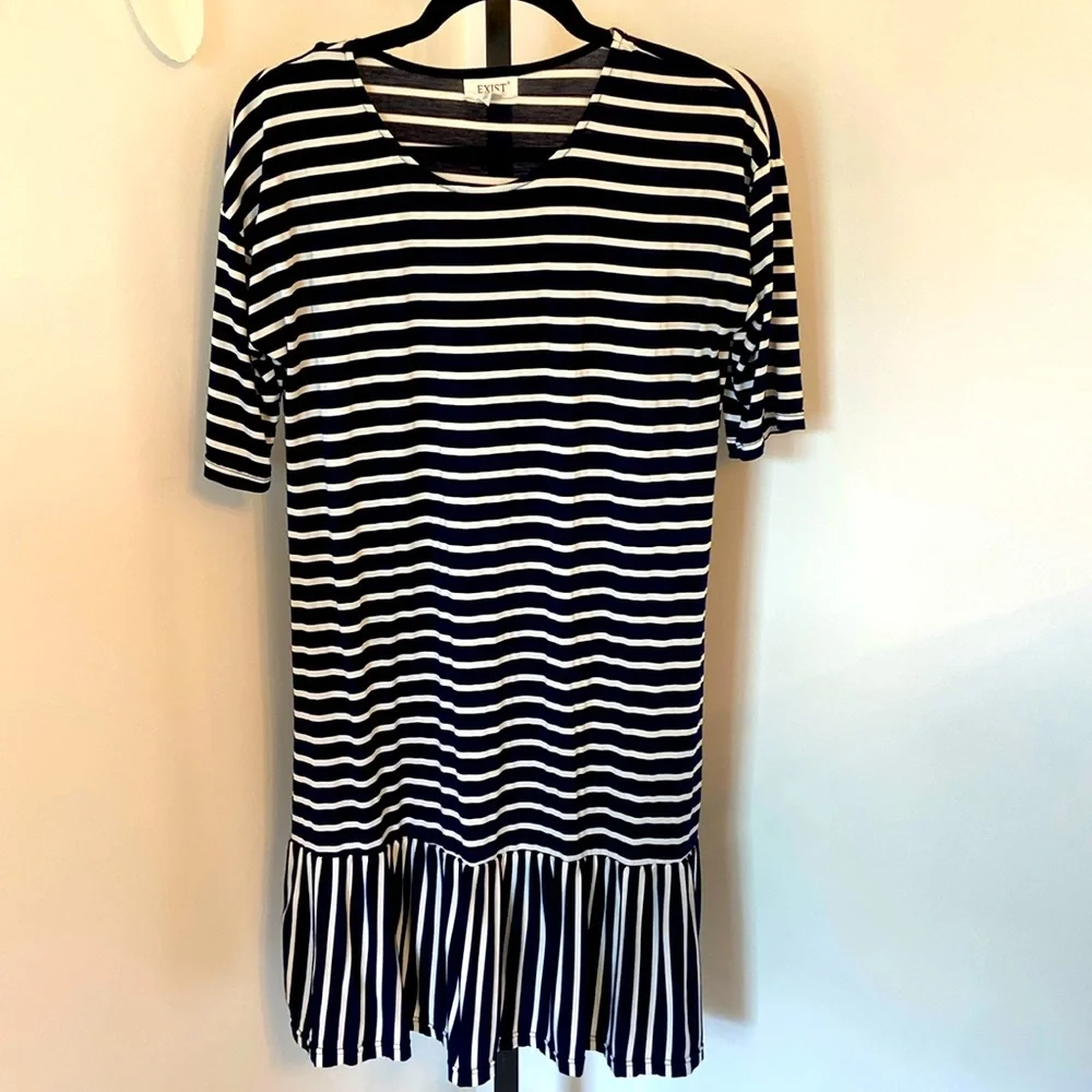 Exist Dress Womens Medium Black White Striped Stretchy Pullover